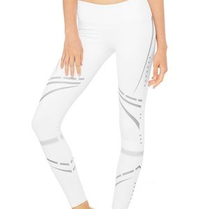 Alo Yoga Airbrush Legging -Chakra (New with tags)