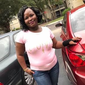 Meet your Posher, Shana