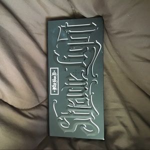 Kat Von D Shade and Light Contour Palette