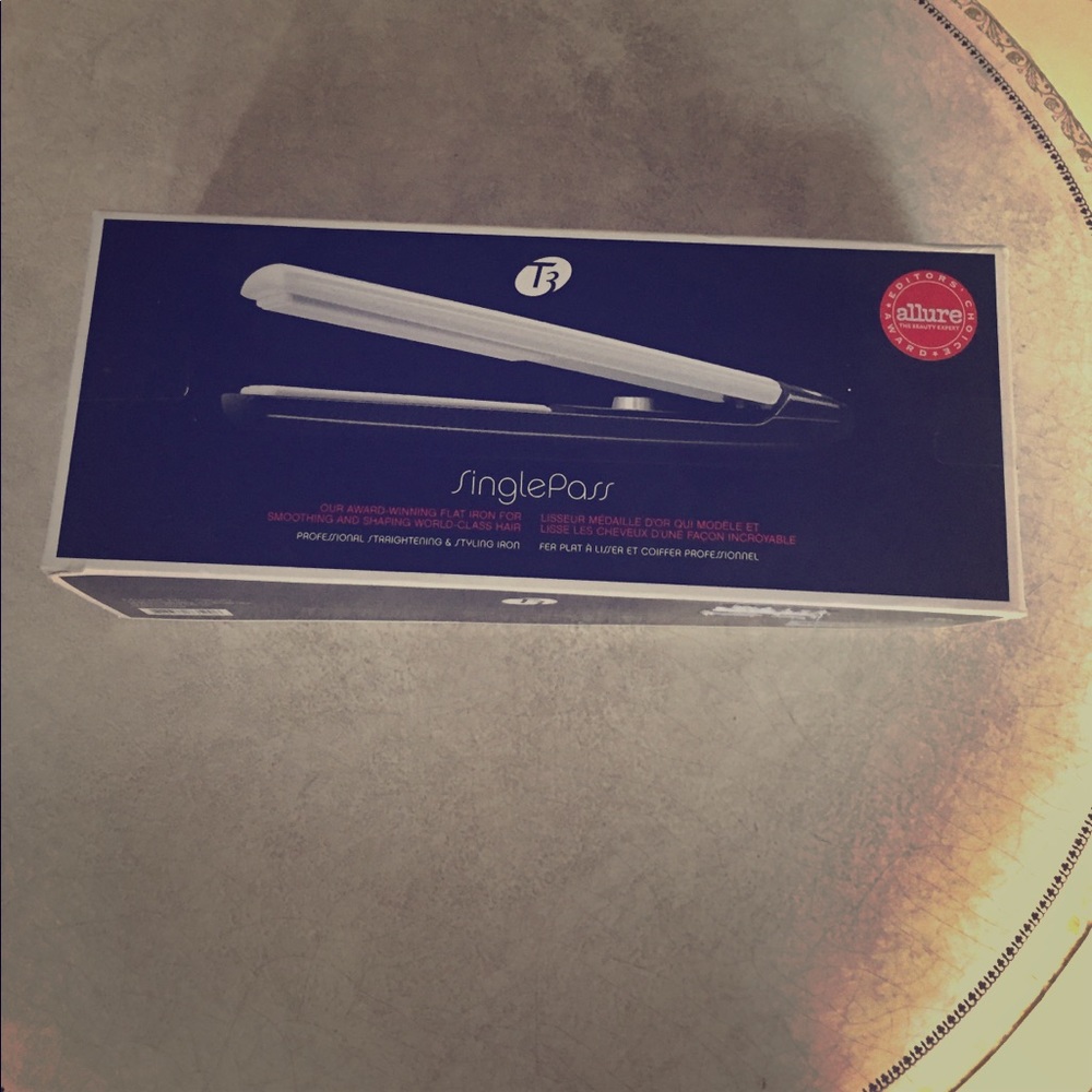 T3 Single Pass Straightening Iron