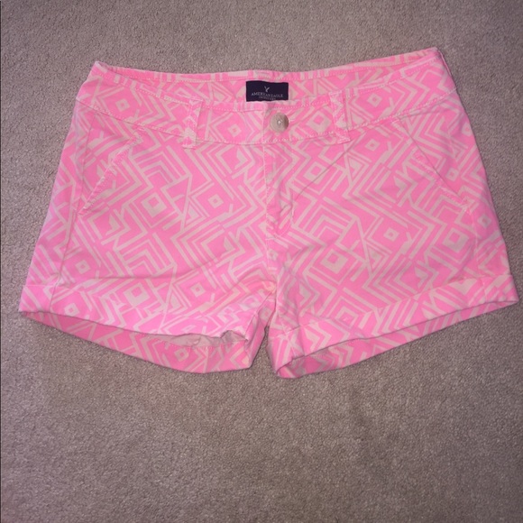 American Eagle Patterned Shorts - Picture 1 of 1