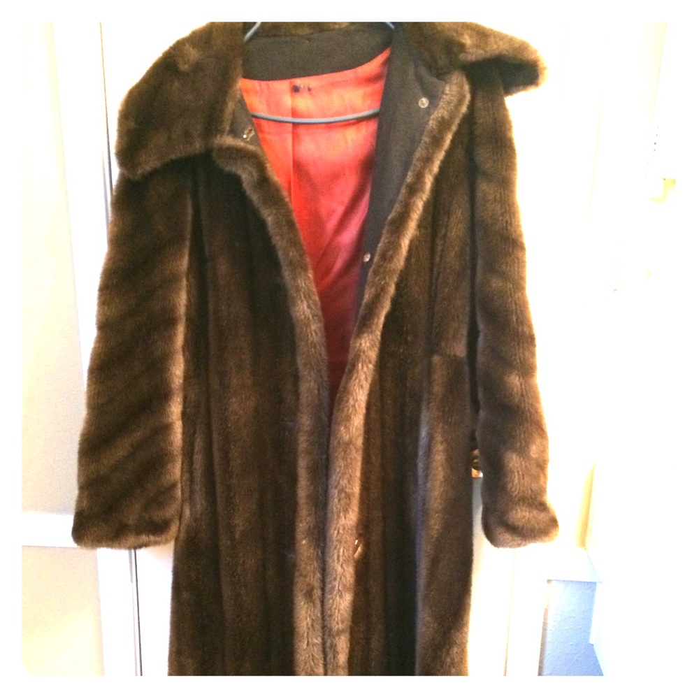 Little Edie 60s faux fur long vintage coat