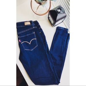 LEVI STRAUSS dark wash denim skinny jeans