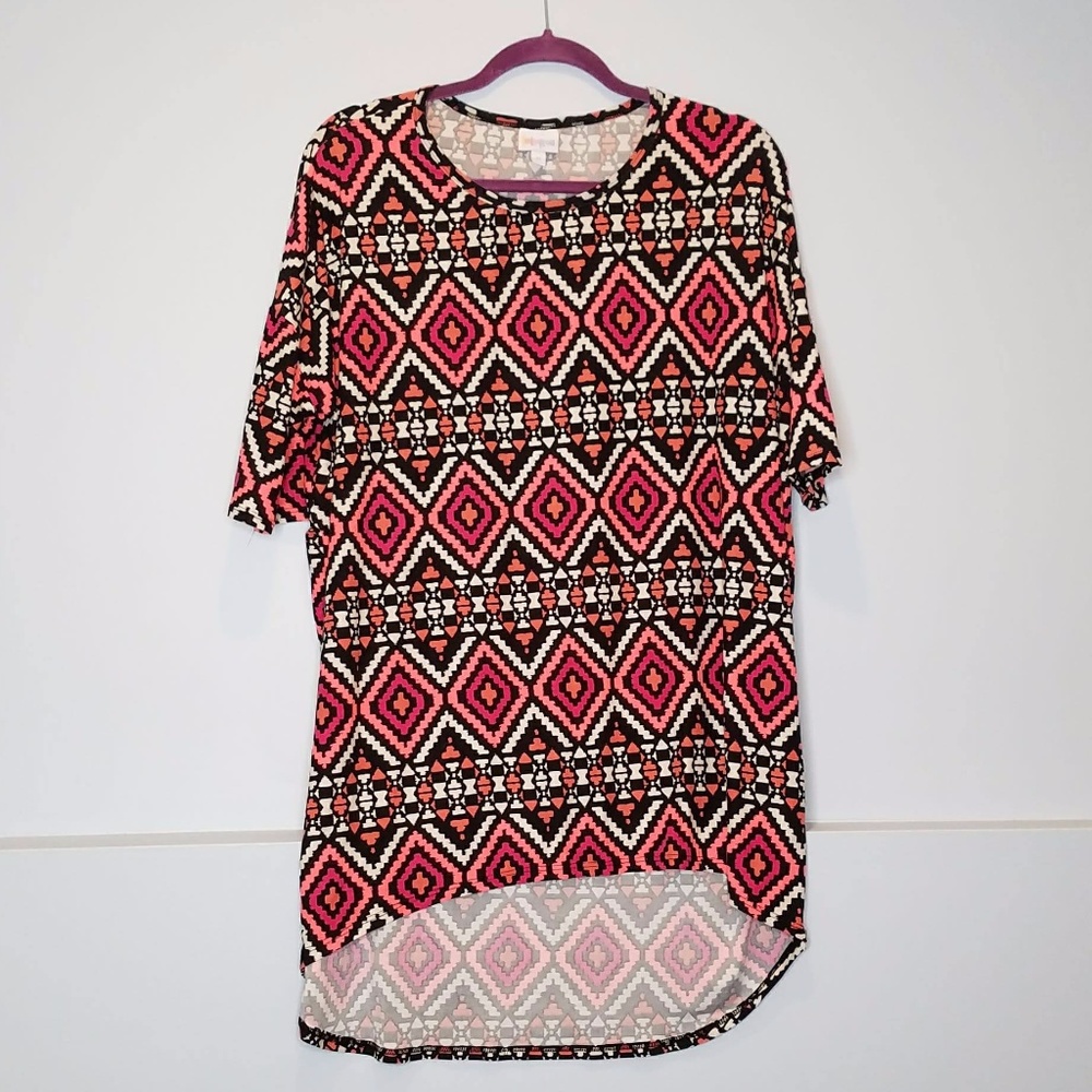 ah-maze-zing aztec printed Irma LLR