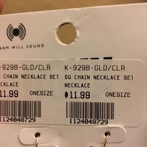 NEW YORK STYLE NECKLESS AND EARRINGS