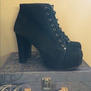 Vintage Style Booties