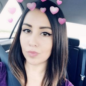 Meet your Posher, Nora