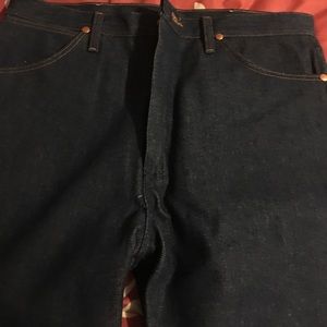 New men's Wrangler jeans 35x29