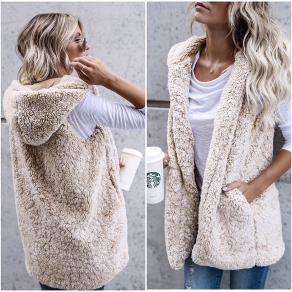 🆕LAST ONE Aspen Sherpa Teddy Vest in Beige - Picture 5 of 8