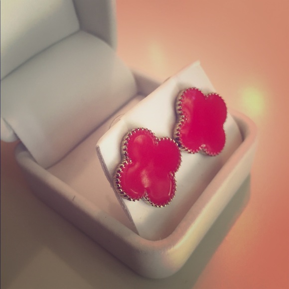 Beautiful red earrings 👌❤️ - Picture 1 of 2