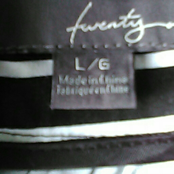 Skirt - Picture 2 of 3