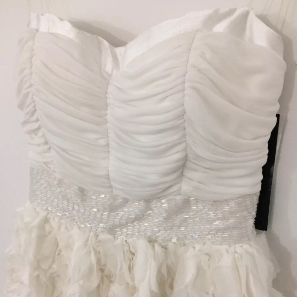 NWT 🎉 White Strapless Event Dress Size 9