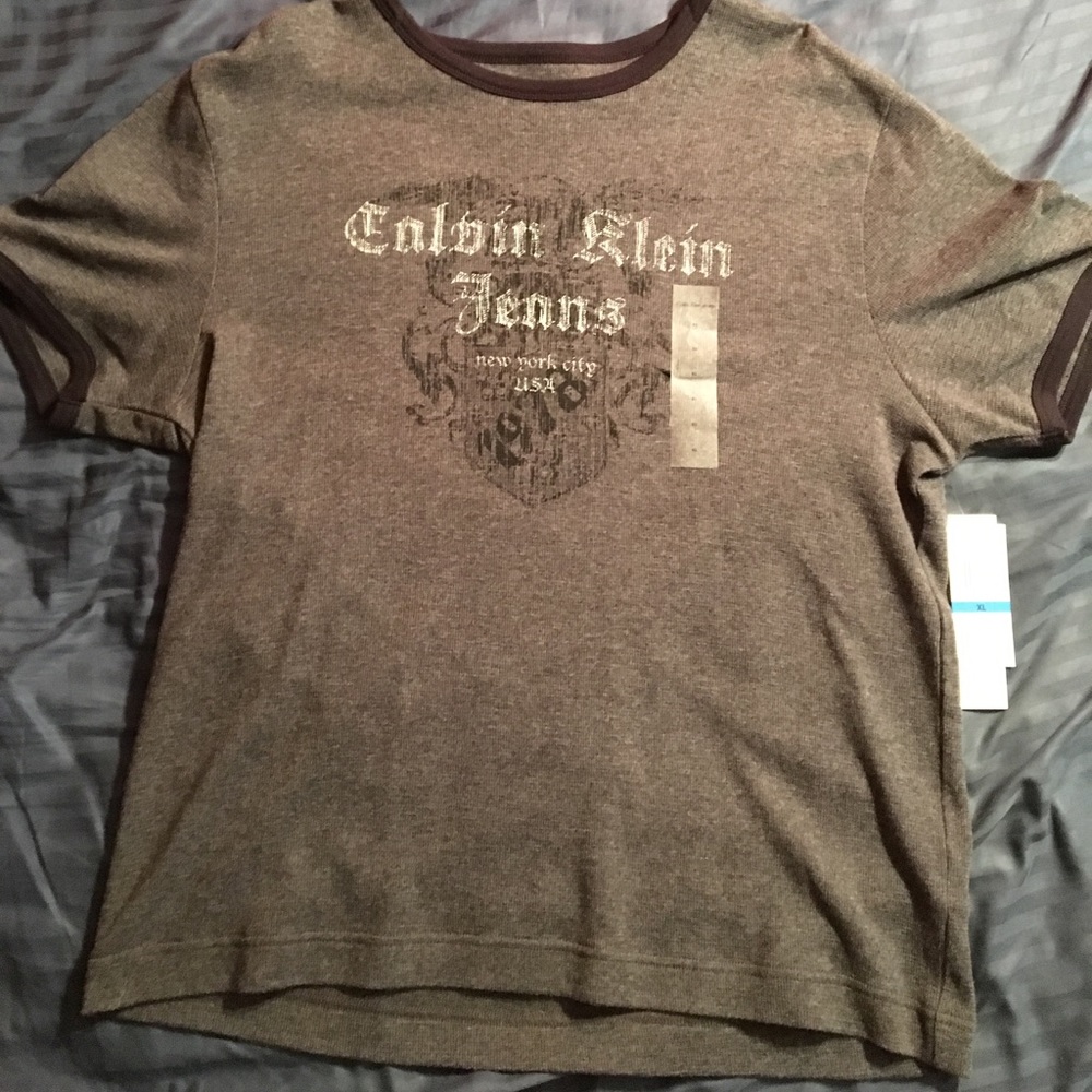 (NWT) Calvin Klein Shirt - XL