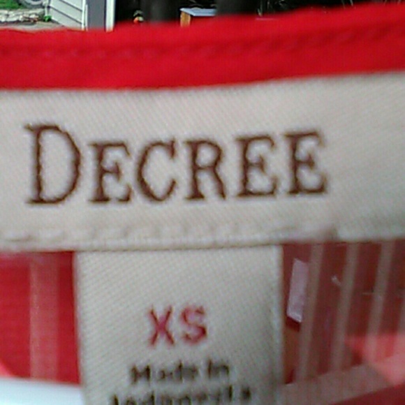 Shirt - Picture 3 of 4