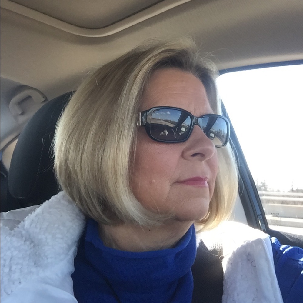 Meet your Posher, Cindy
