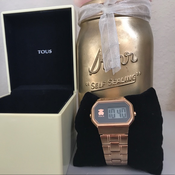 Tous Watch