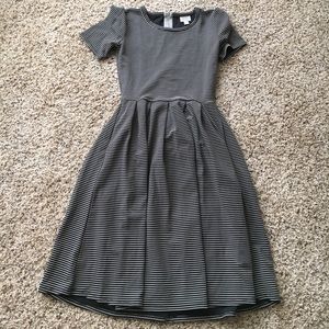 Lularoe Amelia size XS