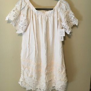 Beautiful Cream/White Off the Shoulder Dress