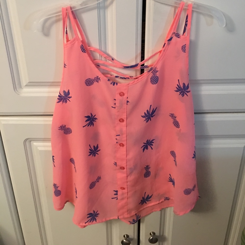 Top with pineapples and palm trees.  SZ  large