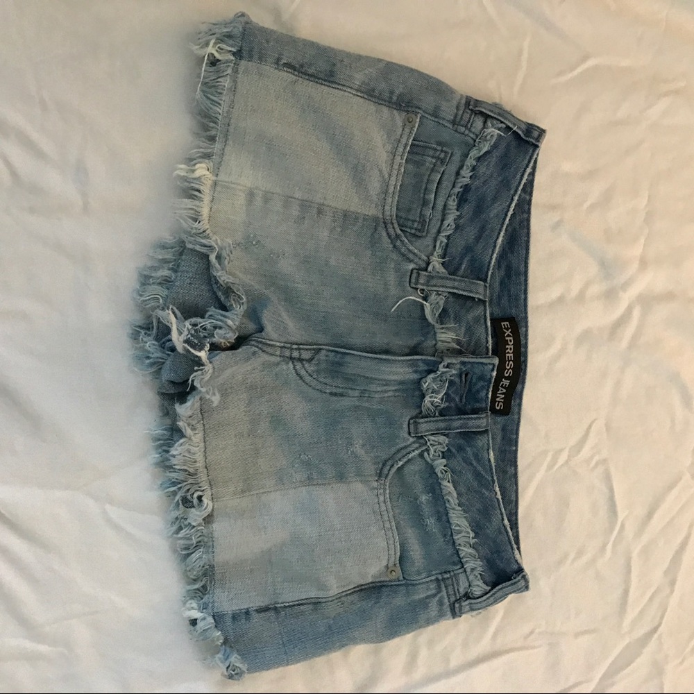 WORN ONCE EXPRESS JEANS DENIM SHORTS SIZE 2