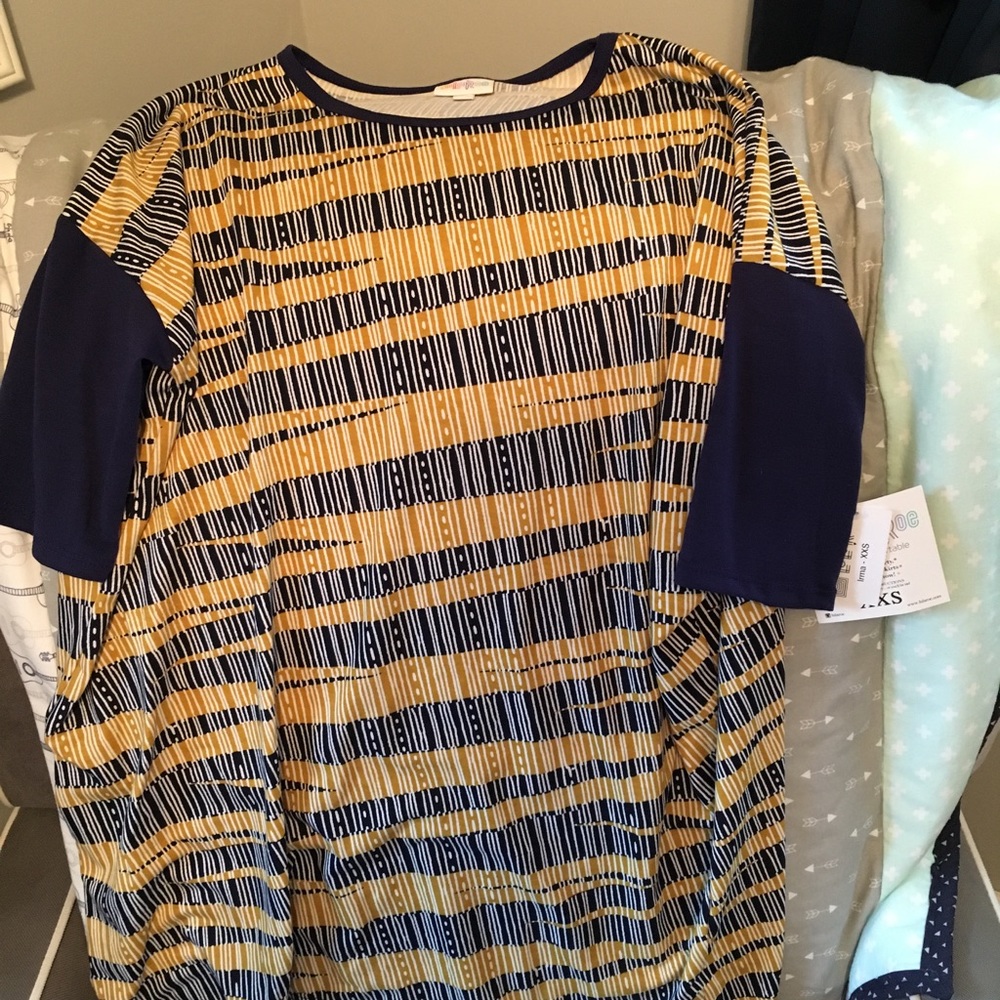 New with tags xxs Lularoe Irma.