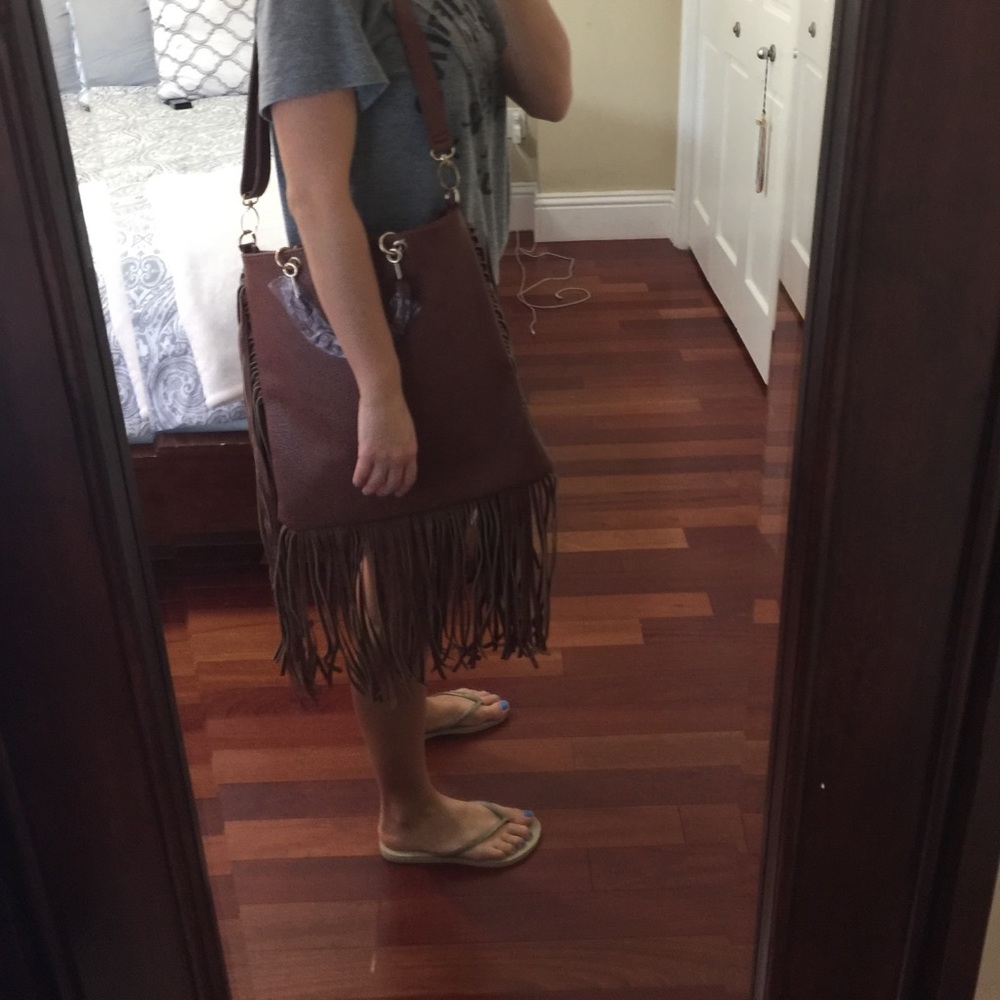 Fringe Purse - Picture 4 of 5
