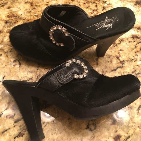 Shoes - Picture 1 of 1