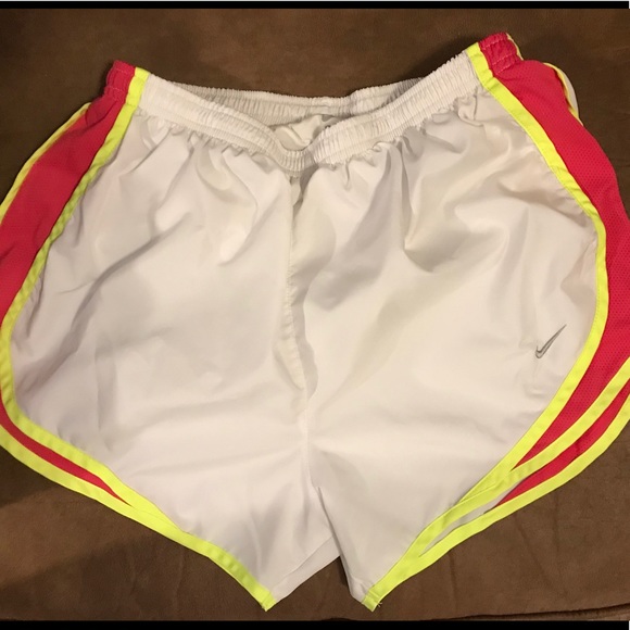 Nike Shorts - Picture 1 of 2