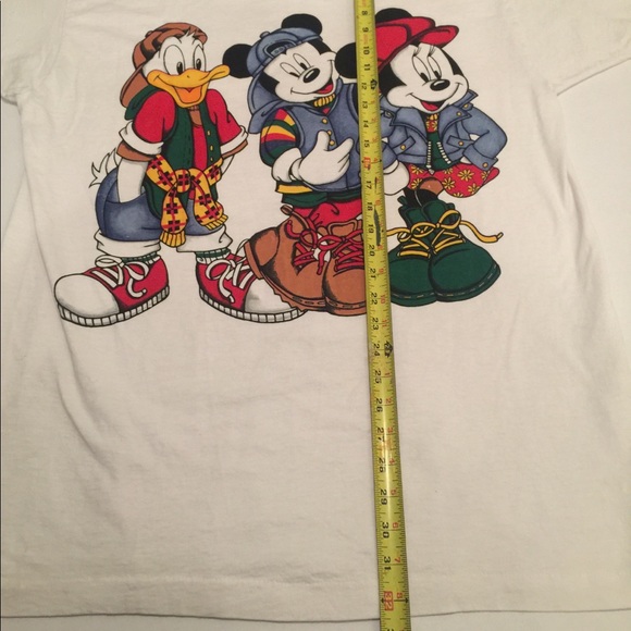 ‼️SOLD‼️ VTG Mickey Donald Minney T Shirt Disney - Picture 4 of 8