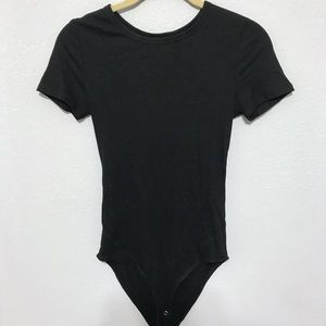 Black short sleeves bodysuit