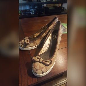 Size 9 Coach heels