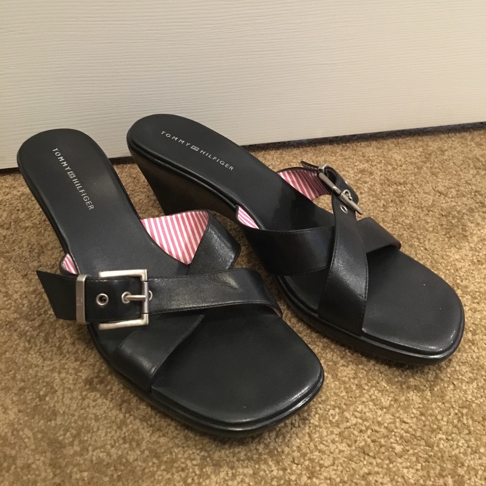 like new Tommy Hilfiger black wedges