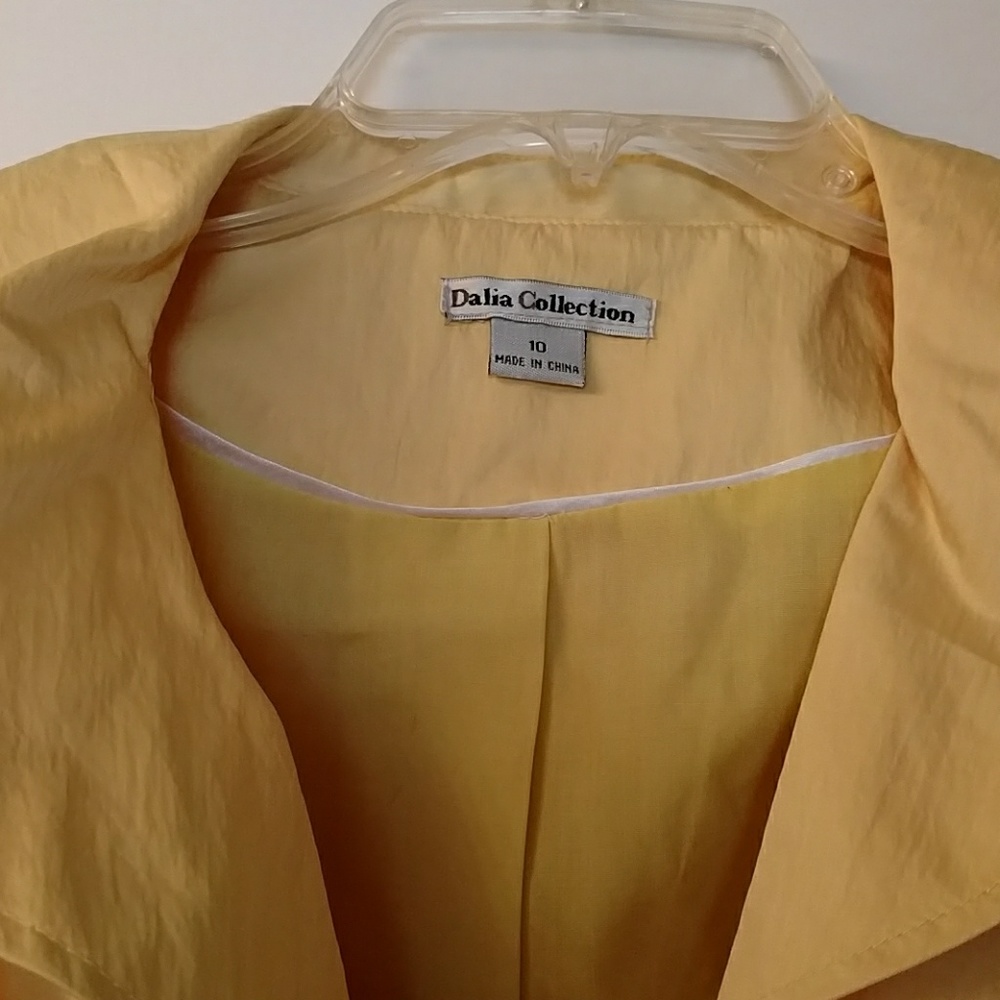 Jacket - Picture 4 of 6