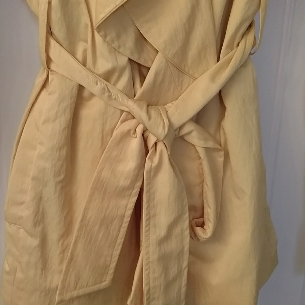 Jacket - Picture 5 of 6