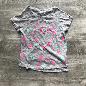➳ NWOT Braided Heart Splatter T-Shirt