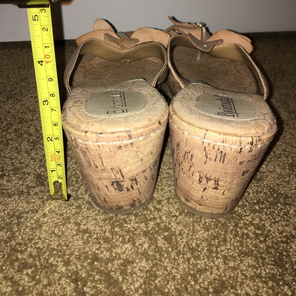 Like new Bjorndal wedges - nude/gold tone leather - Picture 3 of 4