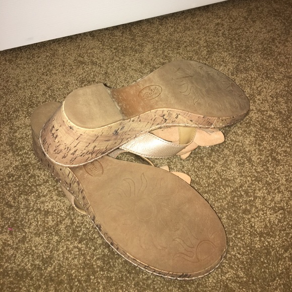 Like new Bjorndal wedges - nude/gold tone leather - Picture 4 of 4