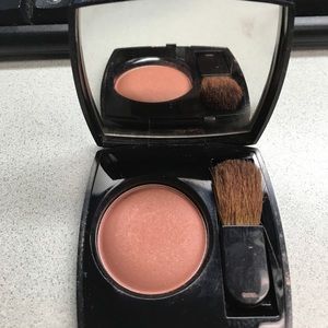 Chanel blush in enchanteresse
