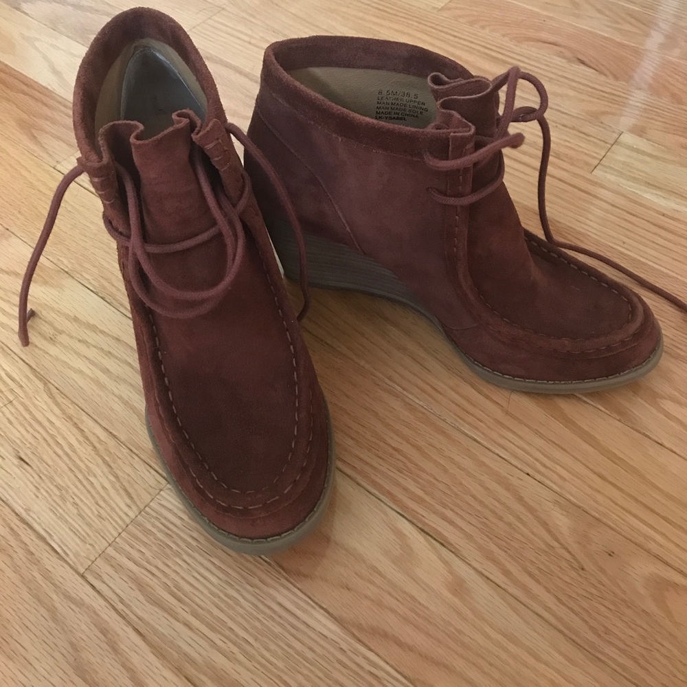Lucky brand booties! 8.5 M