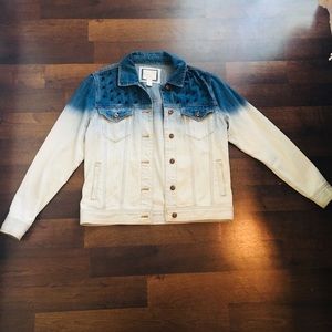 OMBRÉ STUDDED JEAN JACKET