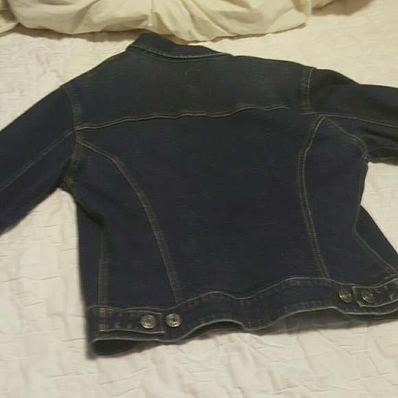 Jacket - Picture 3 of 4