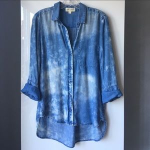 Anthropologie Cloth and Stone Soft Chambray Top