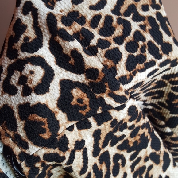 Cheetah print dress - Picture 4 of 4