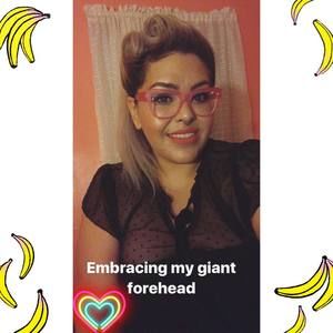 Meet your Posher, Roxana