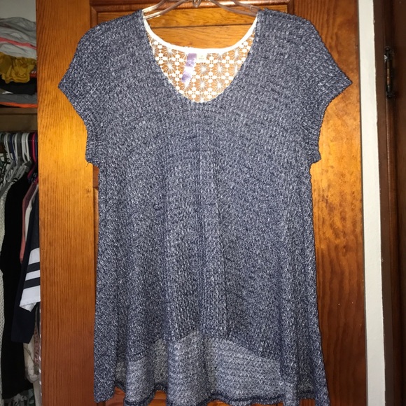 Alya Tops - Francesca’s shirt