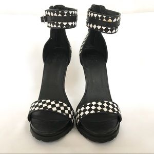 NWOT Beau + Ashe checkered heels