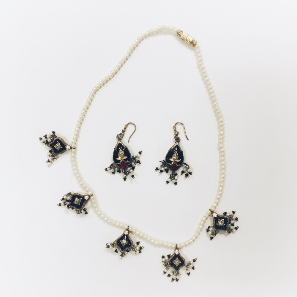 🌟HP🌟Boho Indian necklace and earrings enamel