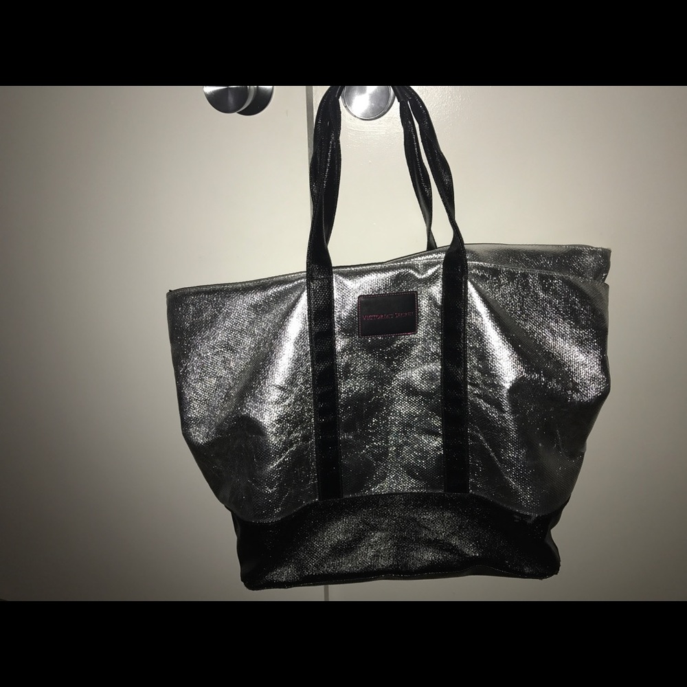 VS Tote