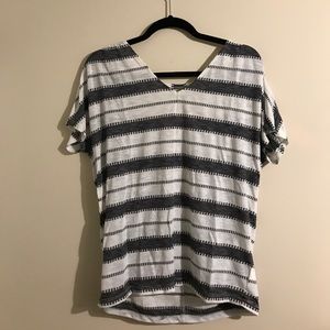 V-back Short Sleeve Top