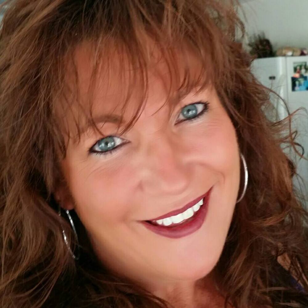 Meet your Posher, Gina